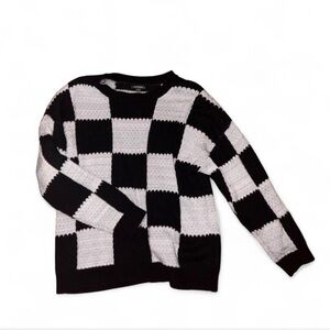 Wild Fable Black and White Checkered Crewneck Sweater
